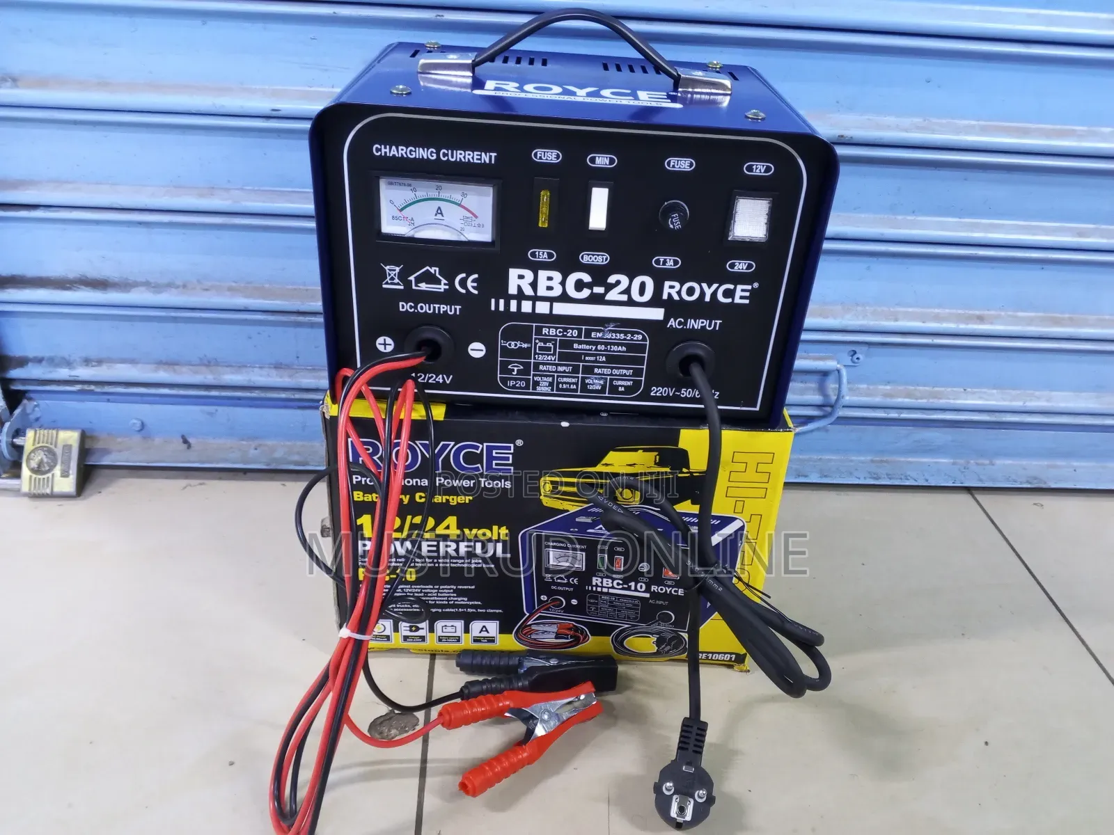 Royce Battery Charger/Battery Charger