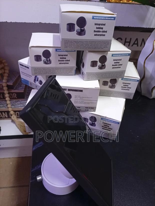 Magnetic Phone Holder - main view