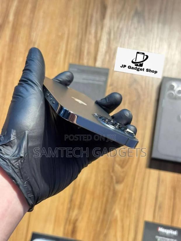 New Apple iPhone 13 Pro 256 GB Black - thumbnail 3