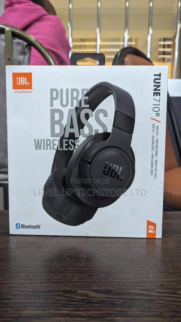 JBL Tune 710bt Wireless Over-Ear - Bluetooth Headphones (Black)