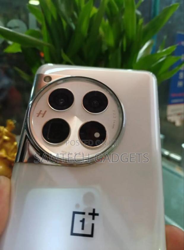 New OnePlus 12 512 GB Silver - thumbnail 3