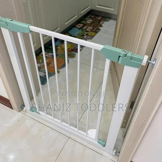 Adjustable Baby Safety Gate for Stairs Doorways - main view