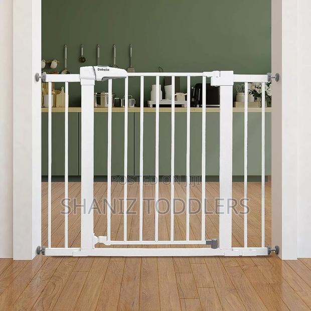 Heavy Duty Child Safety Gate – Metal Frame - main view