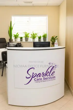 1.6m Professional, Clean Client-Ready Curved Reception Desk