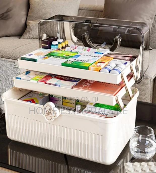 3 Layered Portable Medicine Storage Box - thumbnail 4