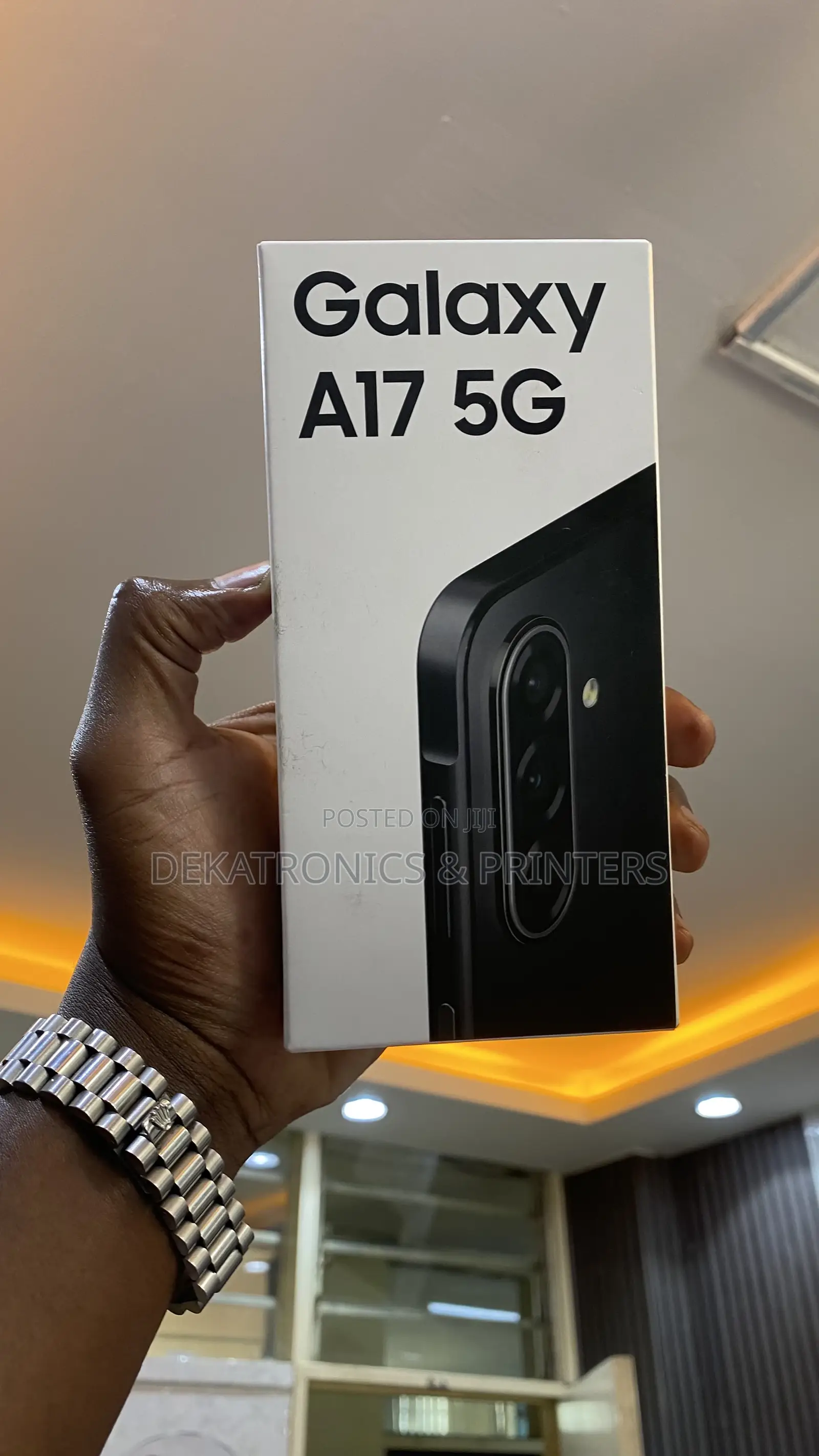 New Samsung Galaxy A17 5G 128 GB Black