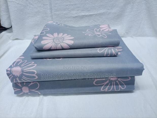 5*6 Bedsheets and Pillowcase - thumbnail 8