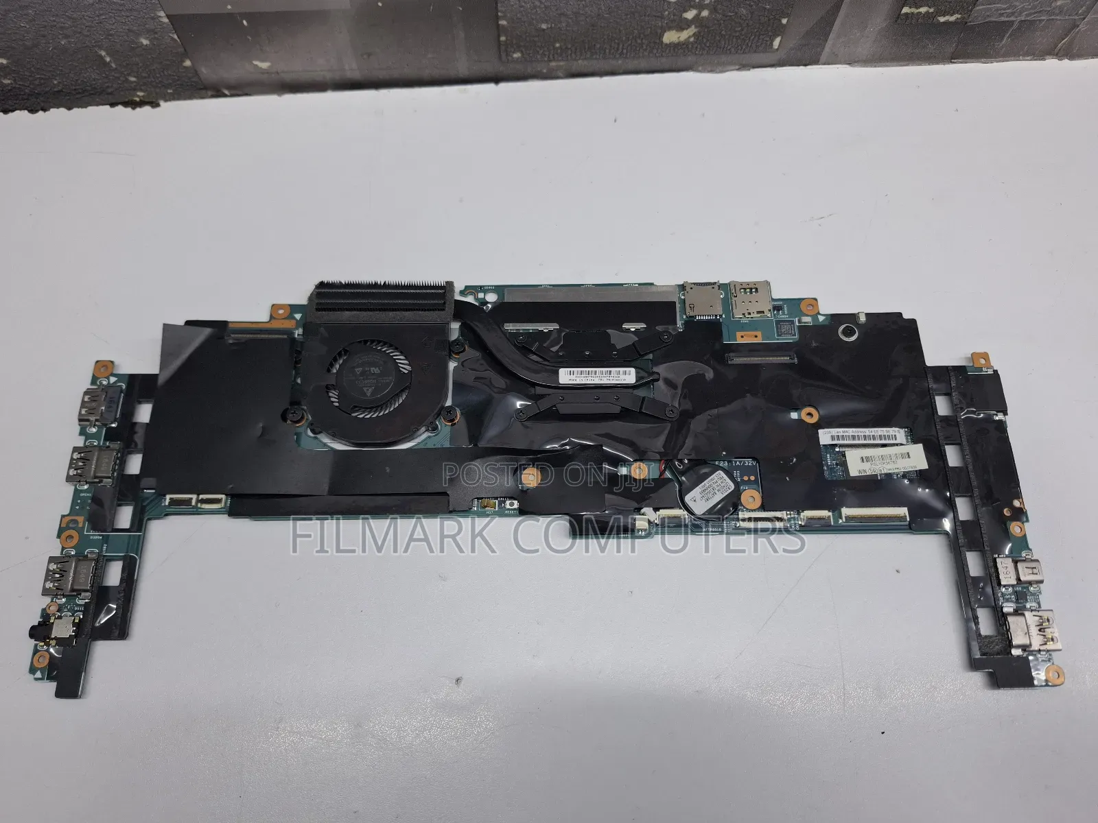 Lenovo 14” X1 Yoga 1st Gen I5-6300u 2.4ghz 8gb Motherboard