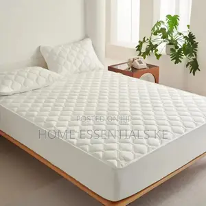 Premium Quality Waterproof Mattress Protector / Cover
-7×6 | 7×7 | 7x8
