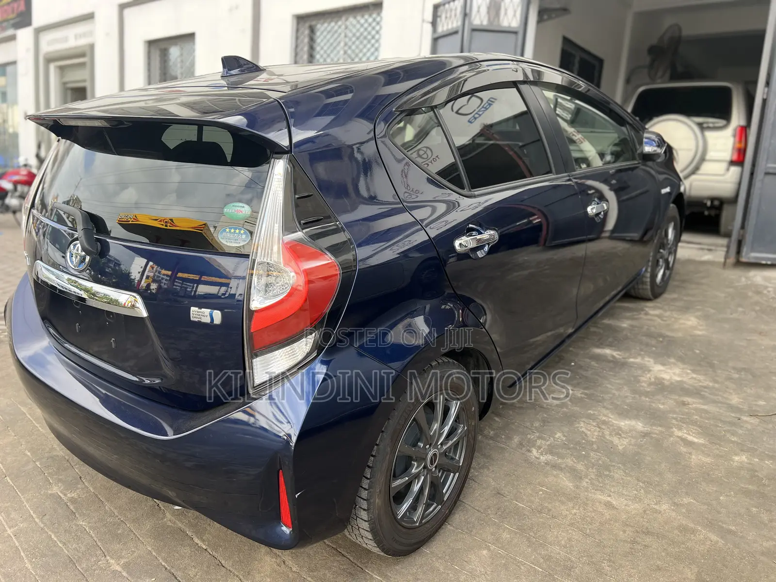 Toyota Aqua 2019 Blue