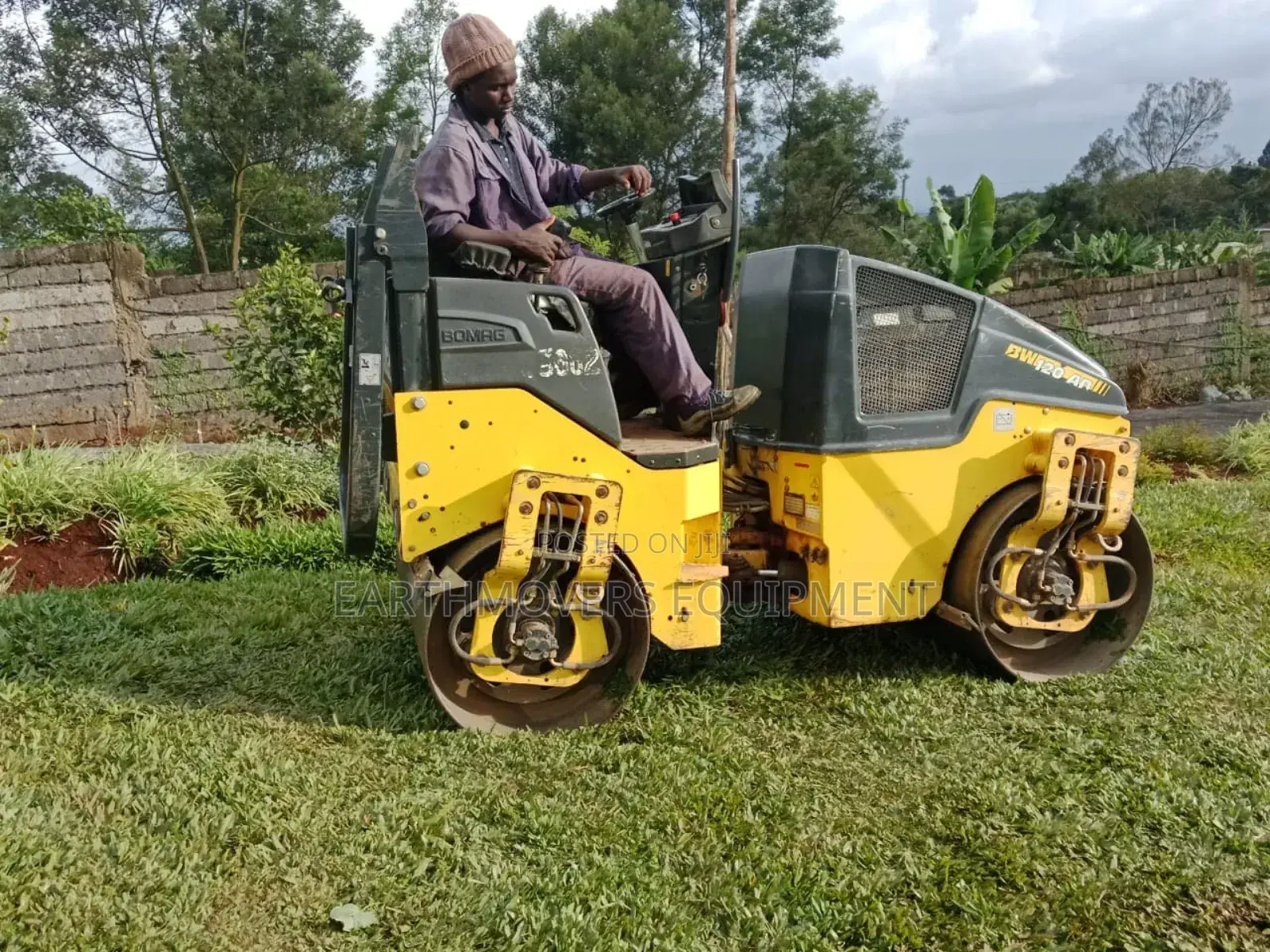 Rollers for Hire (Pedestrian,Sit On, Smooth, Makanyanga)