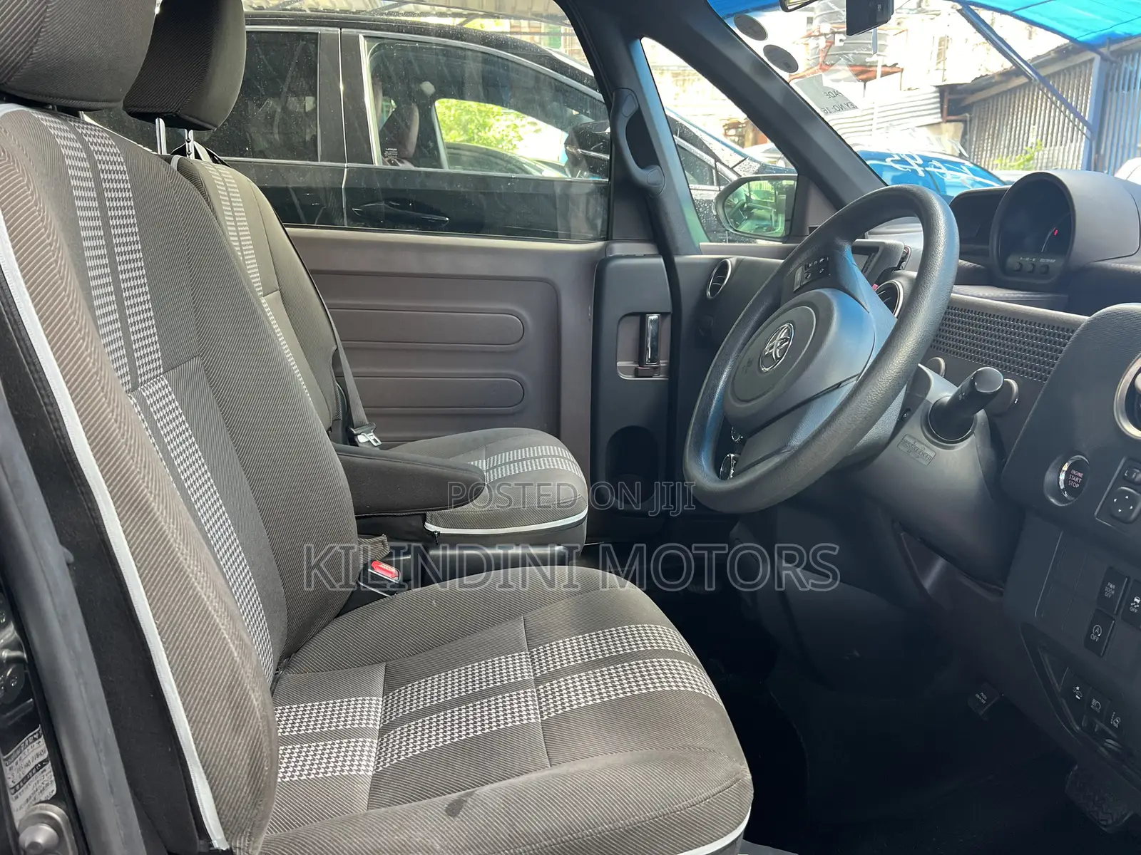 Toyota Spade 2019 Black