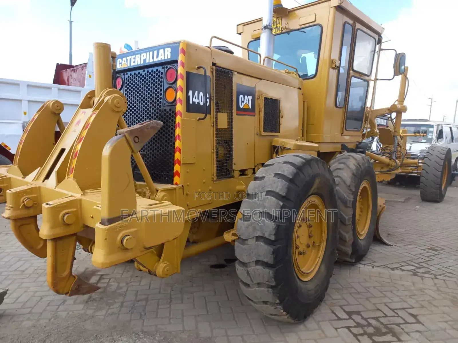 Grader (120 140) for Hire