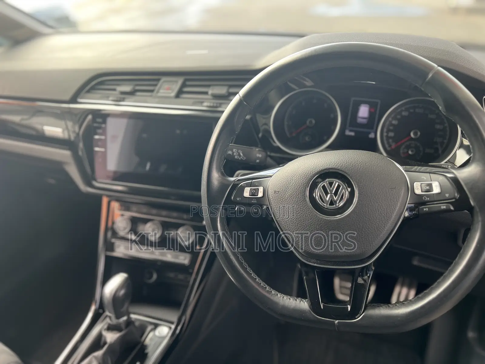 Volkswagen Touran 2019 Black