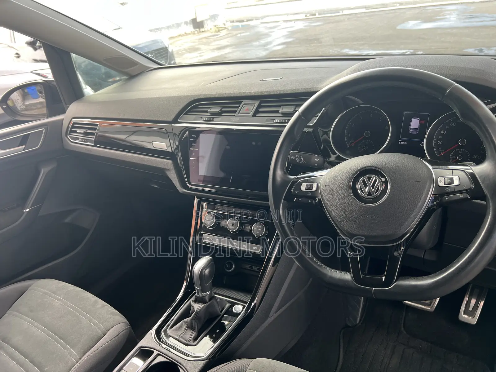 Volkswagen Touran 2019 Black