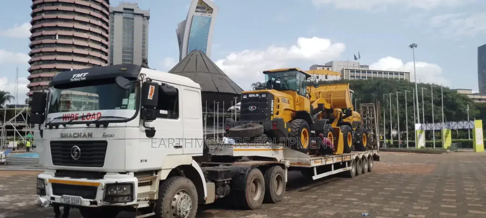 Lowloaders (Earthmovers) for Hire