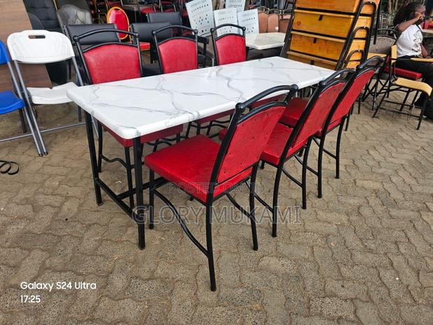 Restaurant And Bar 6 Seater With Table - main view