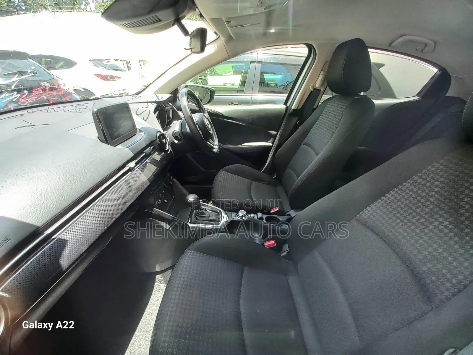 Mazda Demio 2018 Silver