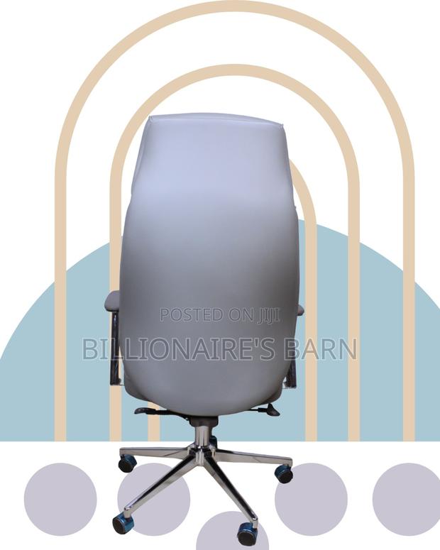 Grey Executive Leather Office Chair (Durable) — Moving Fast - thumbnail 2