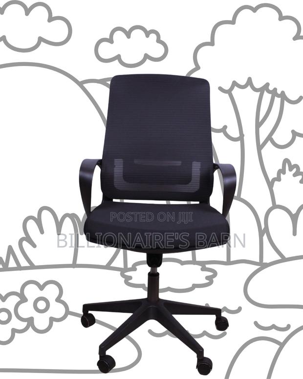 Black Ergonomic Mesh Office Chair | Heavy-Duty Headrest Support - thumbnail 2