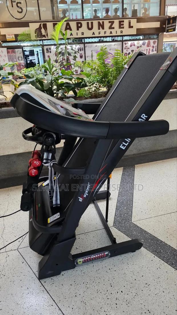 New 4hp Elip Oscar Treadmill