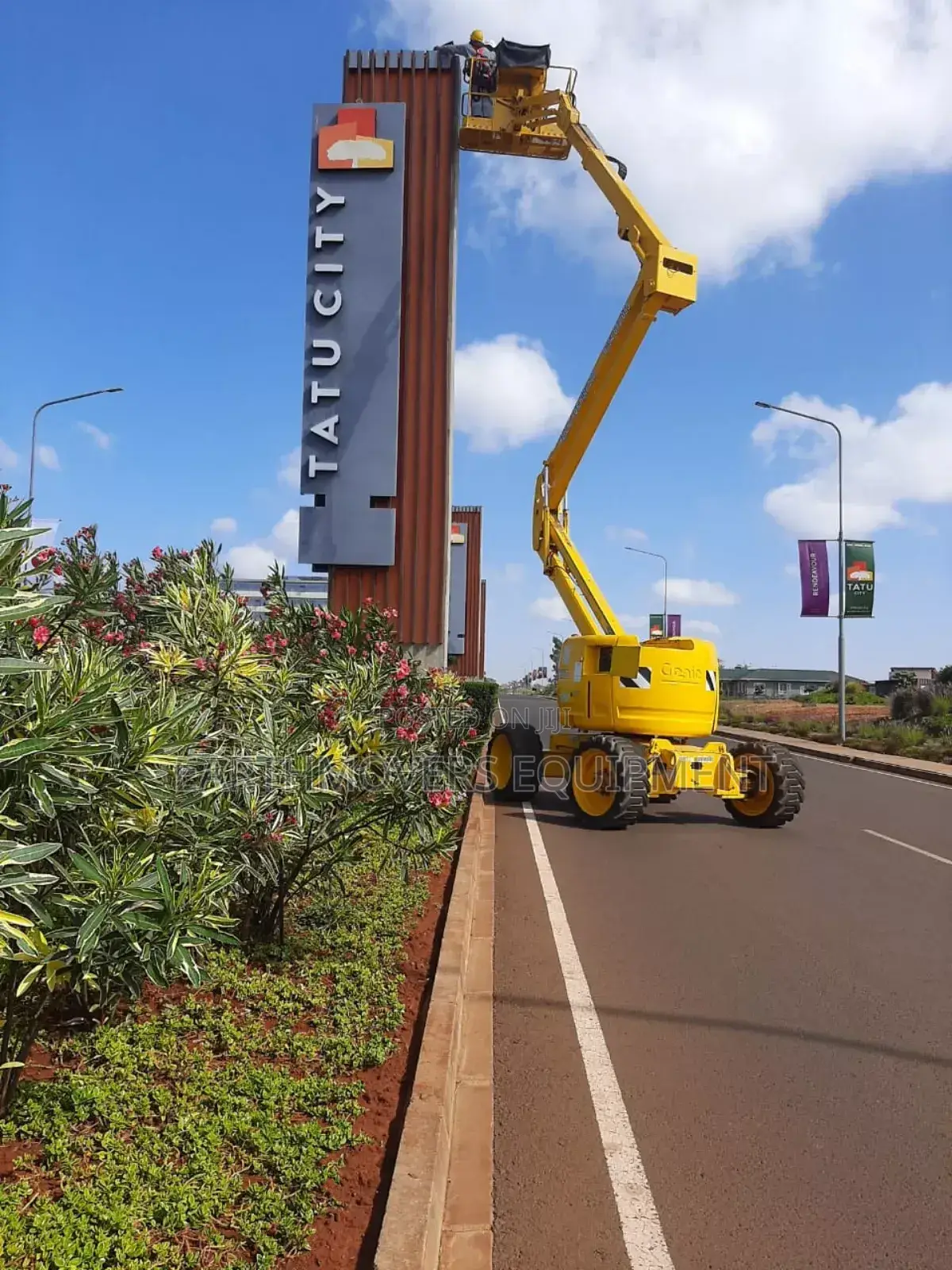 Cherry Picker/Scissor Lift/Telehandlers for Hire