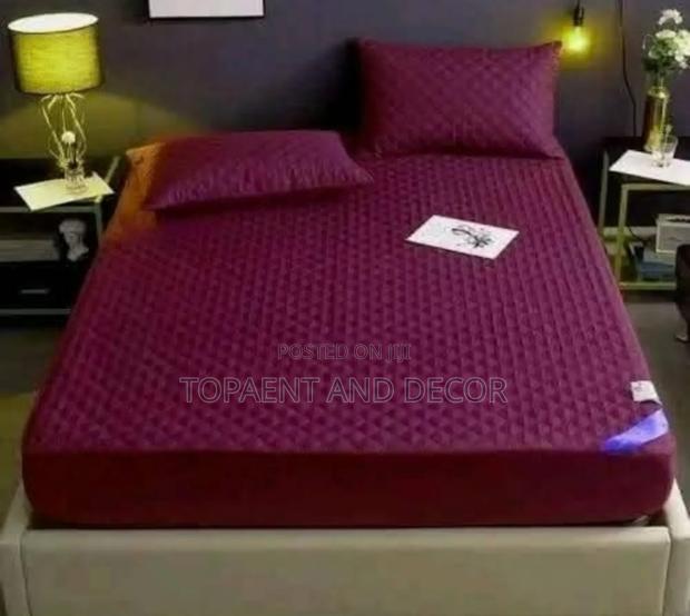 Stretch Fit Waterproof Mattress Protector - main view