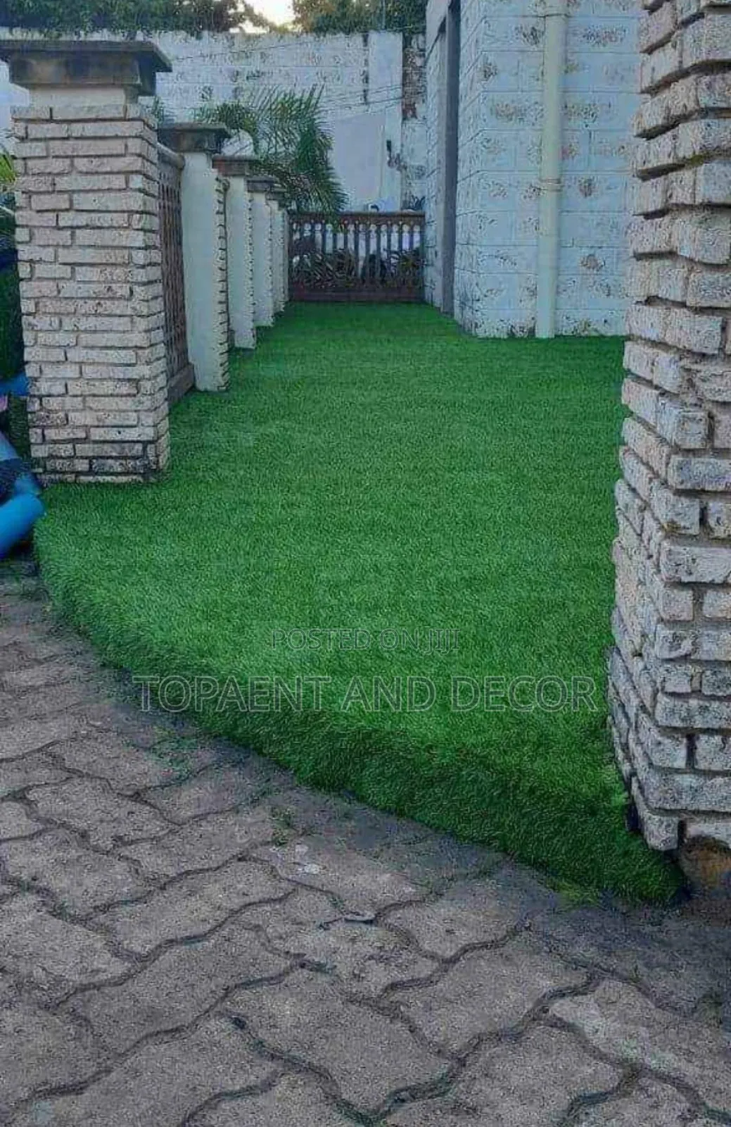 Non Slip Artificial Grass Safe for All Surfaces
