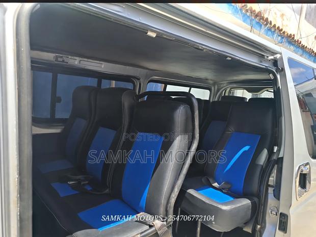 Toyota HiAce 2013 Silver - thumbnail 6