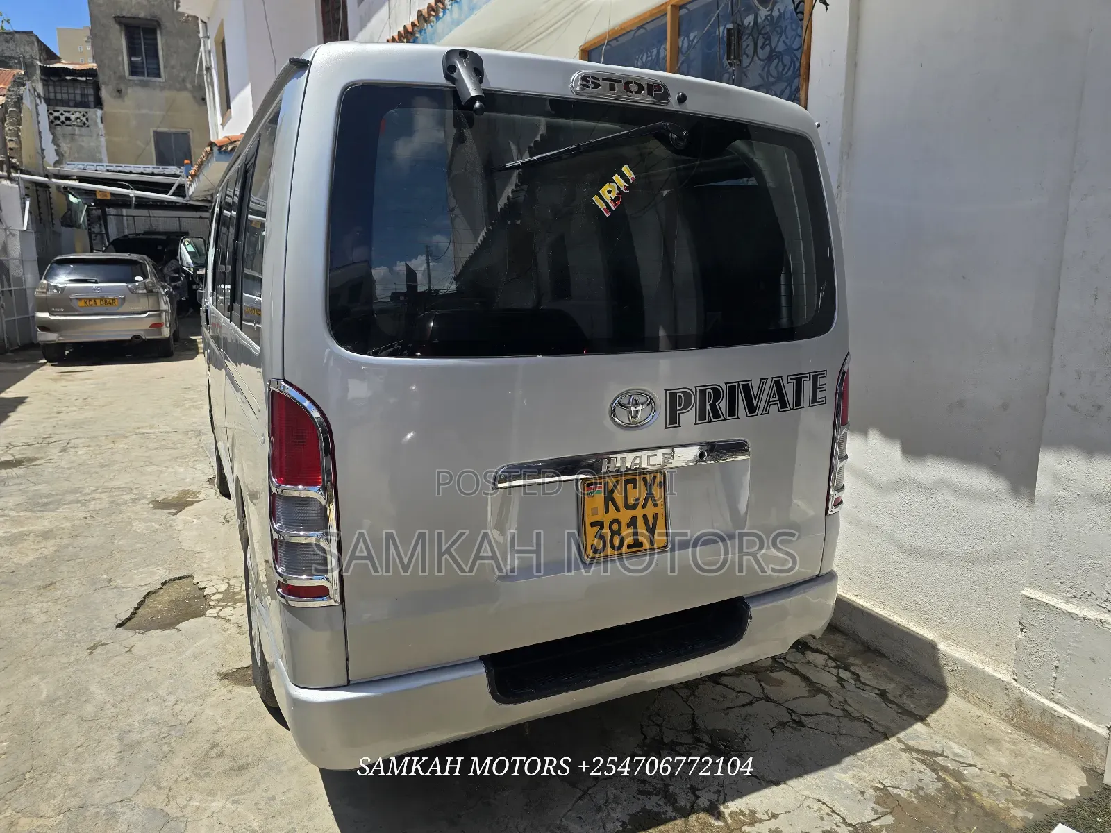 Toyota HiAce 2013 Silver