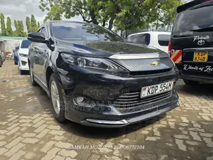 Toyota Harrier 2018 Black