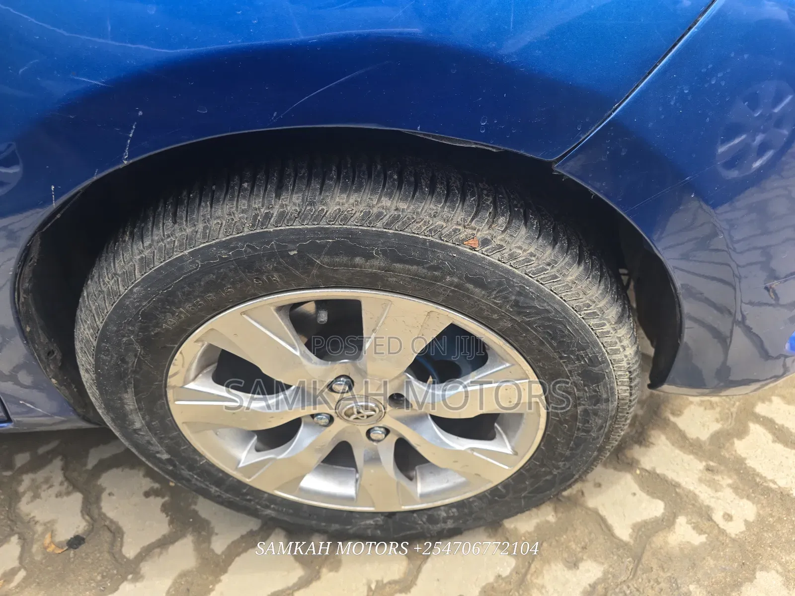 Toyota Vitz 2017 Blue