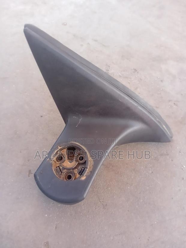 Subaru Legacy Br9 Side Mirror Arm - main view