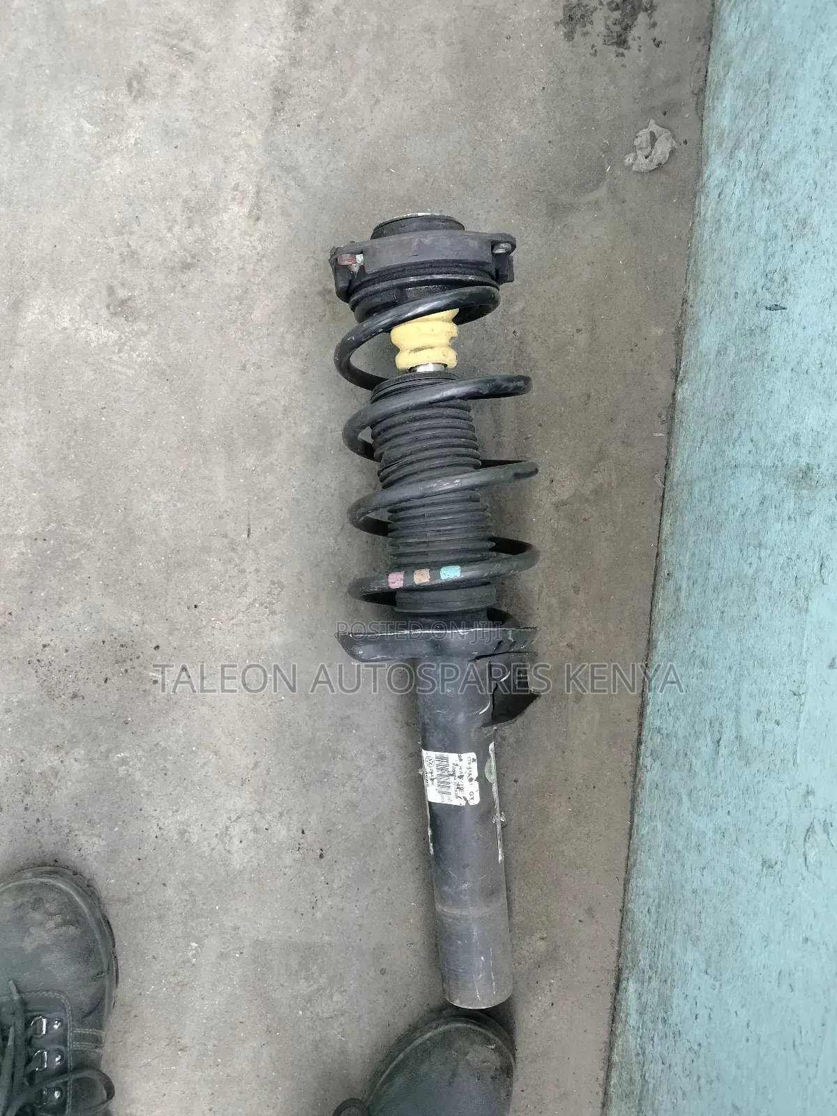 Audi Q3 Complete Shock