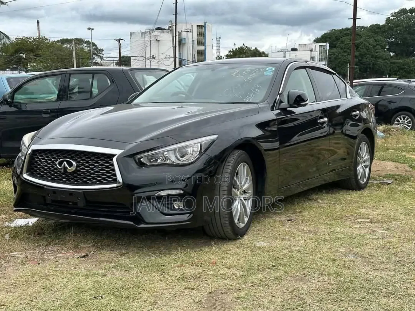 Nissan Skyline 2019 Black