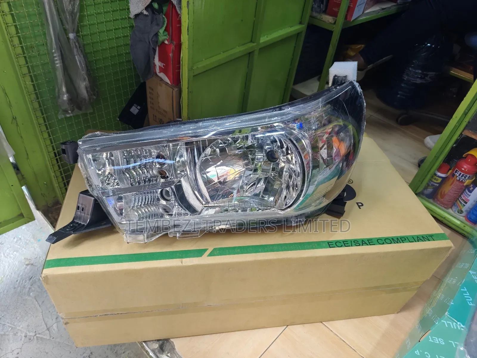Headlight Hilux Revo