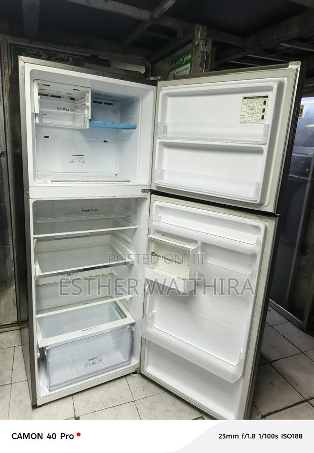 Samsung Digital Inverter Fridge - thumbnail 5