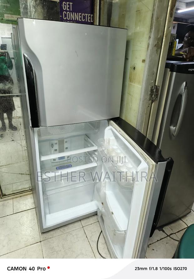 Perfectly Working Samsung Fridge - thumbnail 4