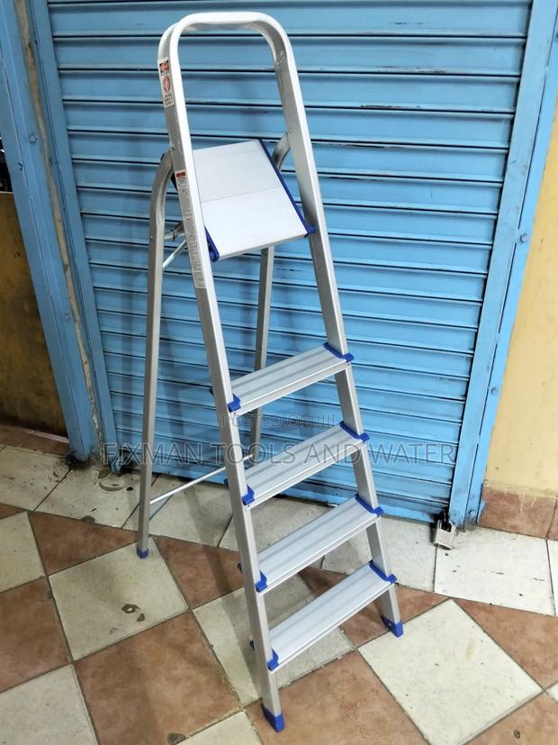 Multipurpose Aluminum Step Ladder 5 Steps 🪜 Hold 150 Kg - main view