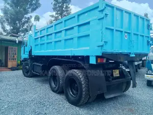 Isuzu Truck