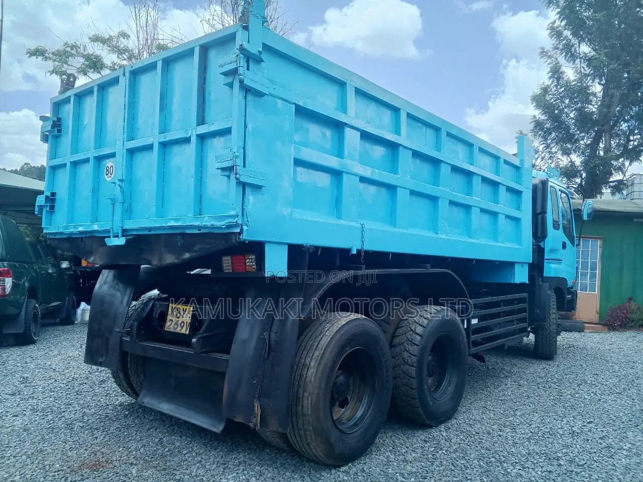 Isuzu Truck