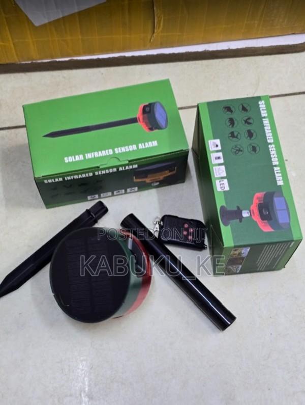 Solar Alarm //System With Pir Motion Sensor Solar Infrared - main view