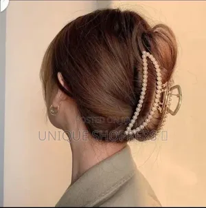Metalic Hair Claws/Clips With Rhinestones Perls*