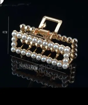 Metalic Hair Claws/Clips With Rhinestones Perls*