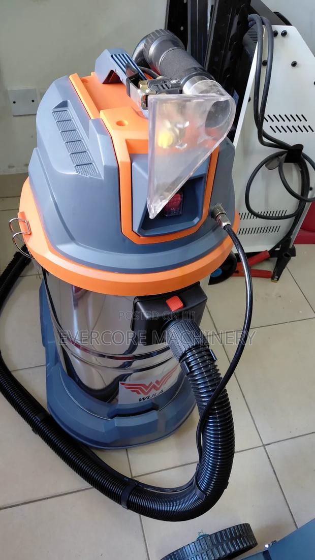 Wet and Dry Carpet Cleaner Machine 35litres Capacity - main view