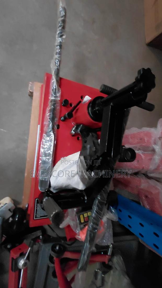 Small Electric Truck Tyre Changer Heavy Duty. - thumbnail 2