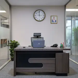 1.6m Modern Elegance for Professional Spaces Desk