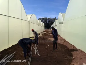 Greengreenhouse Construction