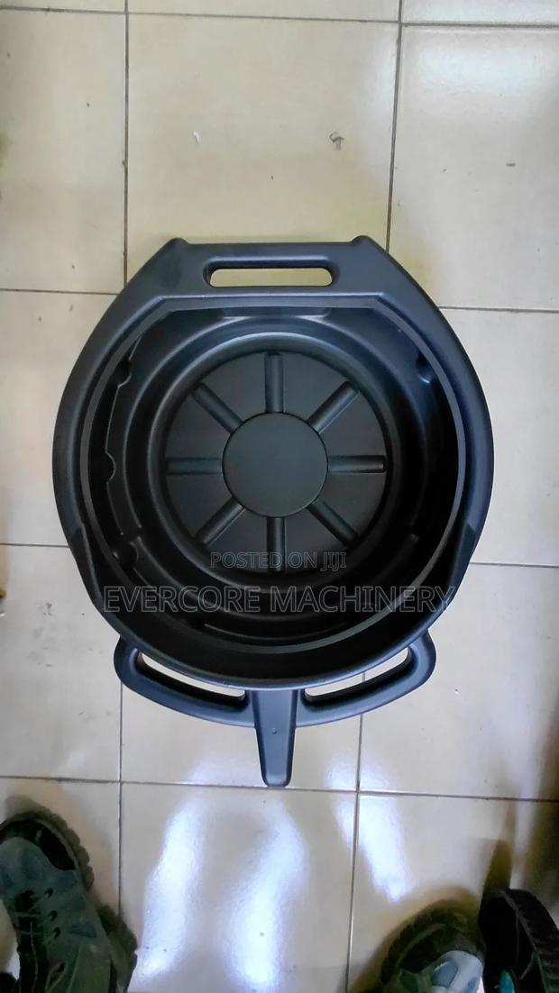 Plastic Oil Drainer Pan Heavy Duty - thumbnail 3