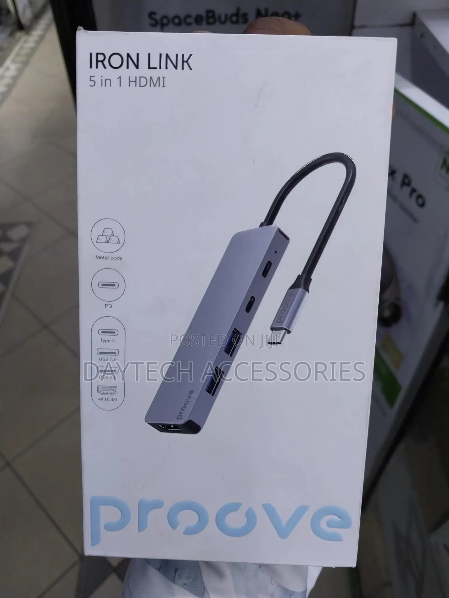 Proove Iron Link 5-in-1 Usb Hub.
